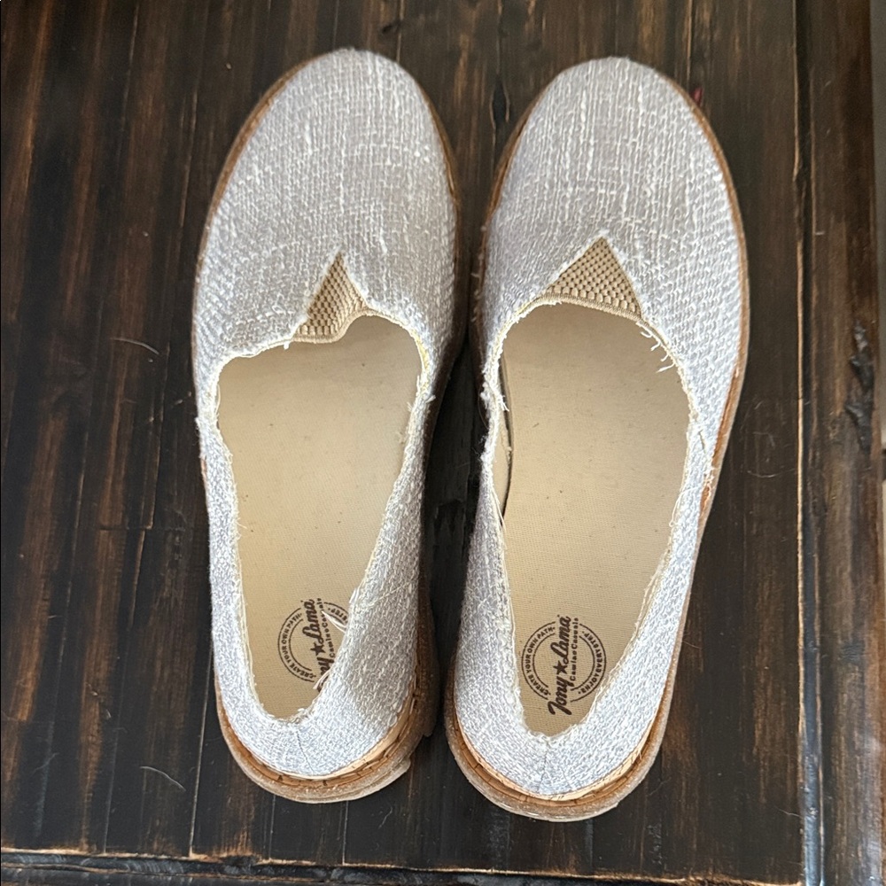 TONY LAMA Textured Slip-On Loafers Size 10